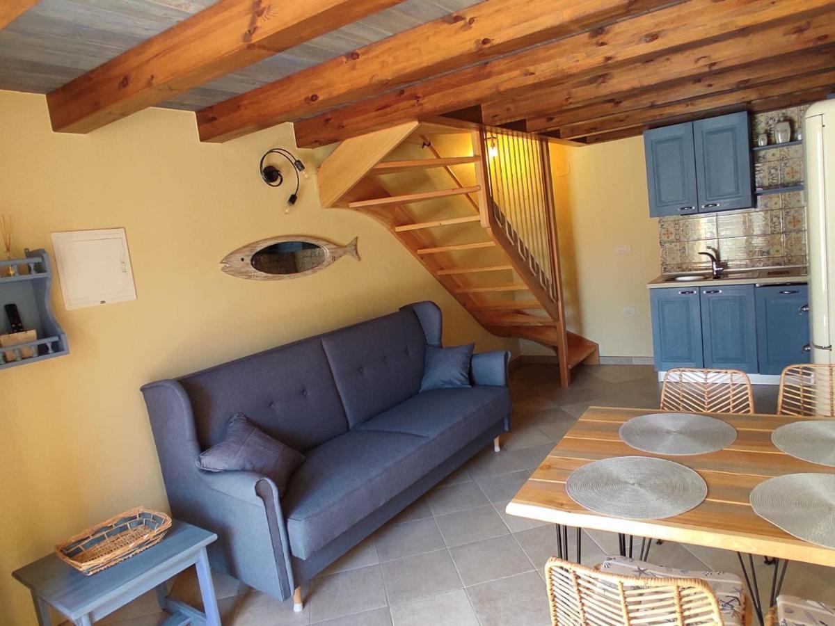 House Tuna Ustrine Экстерьер фото